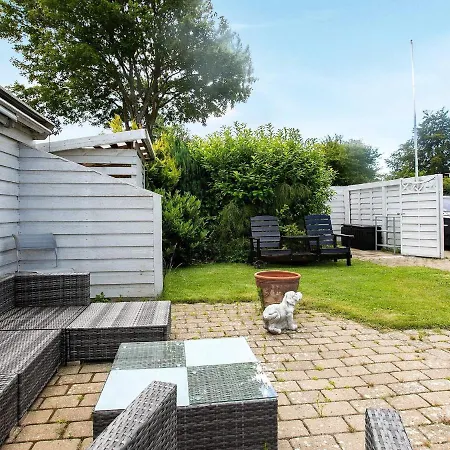 Seaside Retreat In Faxe Ladeplads-by Traum
